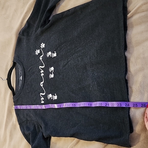 Mama Sweater - Picture 10 of 11